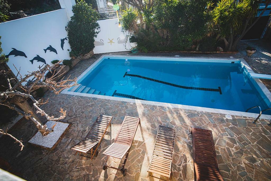 Villa Soula อานาวีซอส ภายนอก รูปภาพ